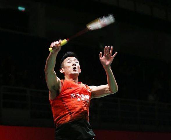 更在球场之 更在球场之